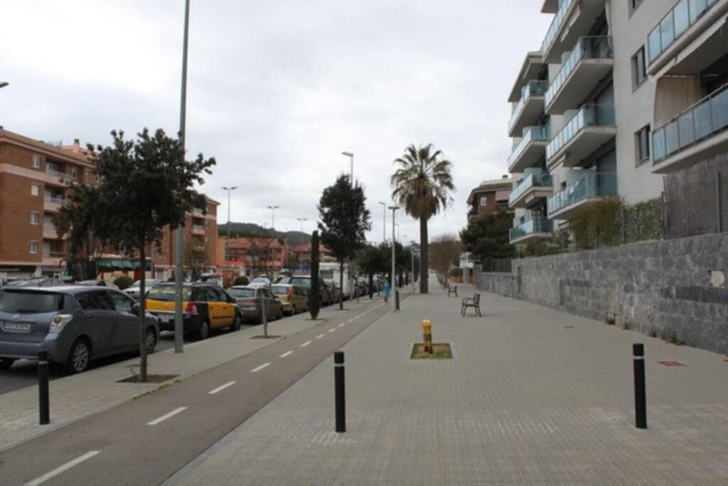 Apartamento Con Piscina Y Parking En Lloret De Marアパートメント エクステリア 写真