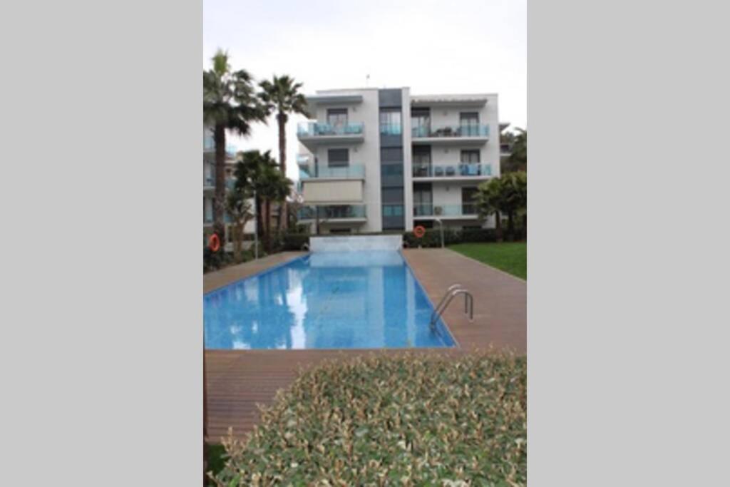 Apartamento Con Piscina Y Parking En Lloret De Marアパートメント エクステリア 写真