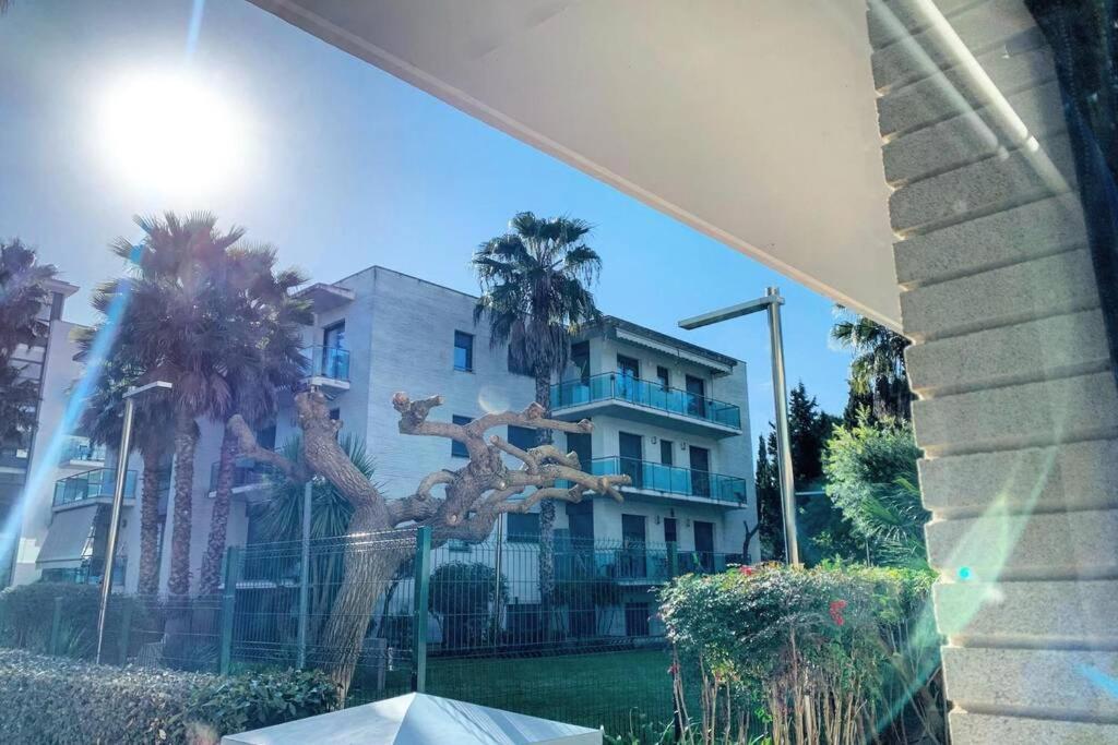 Apartamento Con Piscina Y Parking En Lloret De Marアパートメント エクステリア 写真