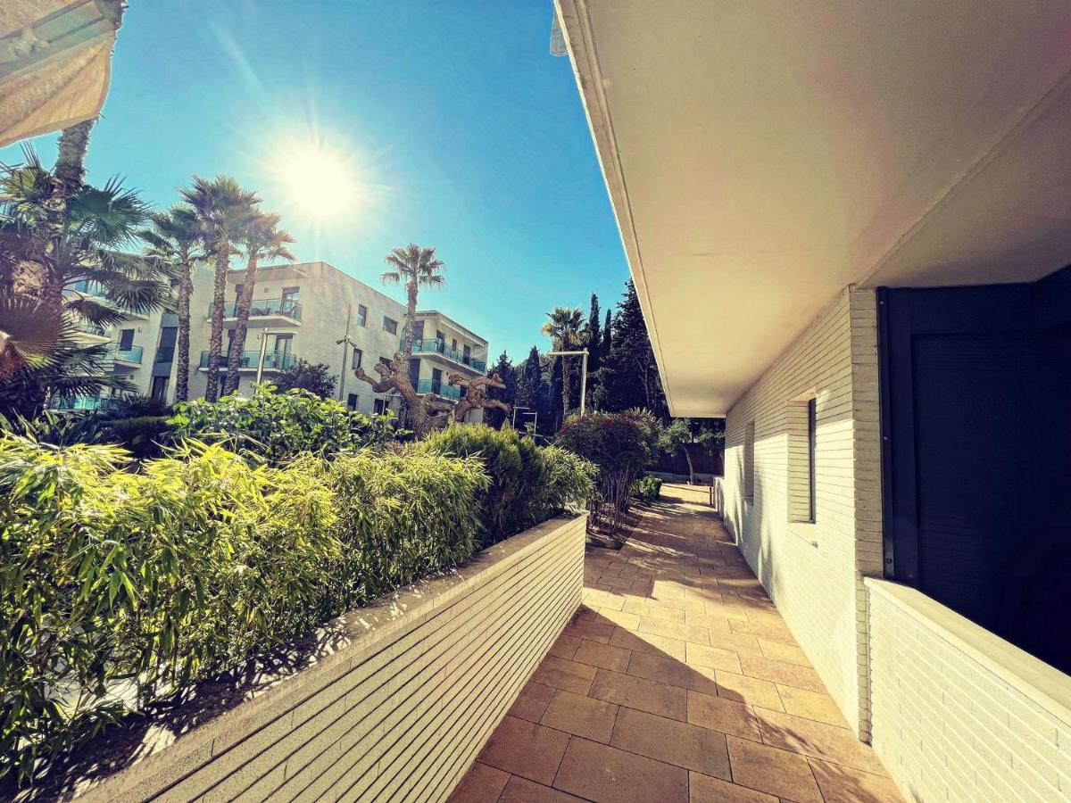 Apartamento Con Piscina Y Parking En Lloret De Marアパートメント エクステリア 写真